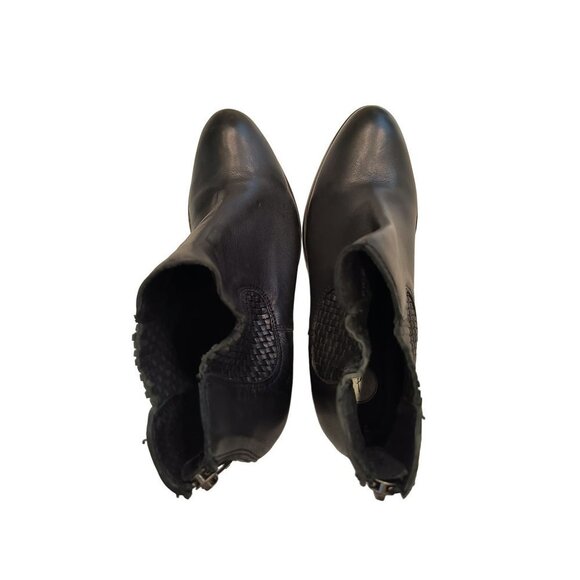 Journee Signature Women's Emerson Black Leather Booties Size 7 NWOT‎ - Picture 5 of 13